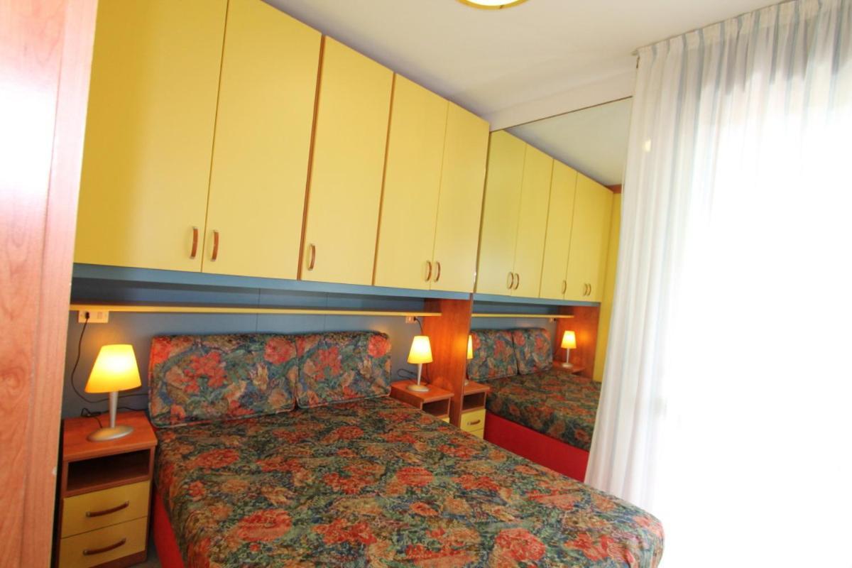 Appartamenti Solarium Бибионе Экстерьер фото