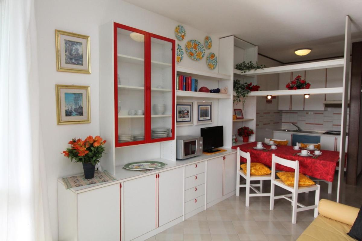Appartamenti Solarium Бибионе Экстерьер фото